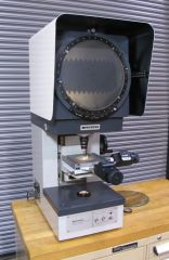 Mitutoyo  PJ-250  Vertical Beam Optical Comparator